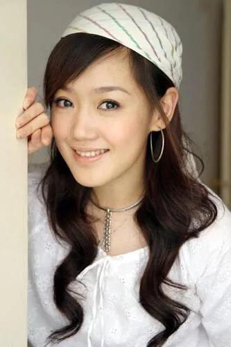 胡歌最新女友揭秘与热议，恋情曝光引发关注热潮