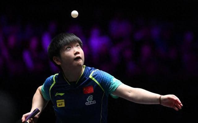 2024新澳门正版免费特点,实时数据分析_QBH34.796体现版