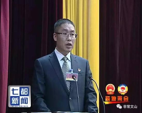 文山市长龚卿最新动态，小巷深处的独特风味探索之旅揭秘