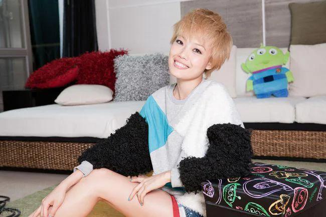 天后十六岁，成长与责任的交织之路最新章节