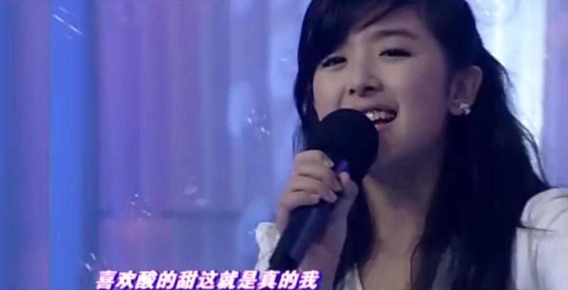 首商股份科技重塑生活,前沿高科技产品体验带来前所未有的惊喜