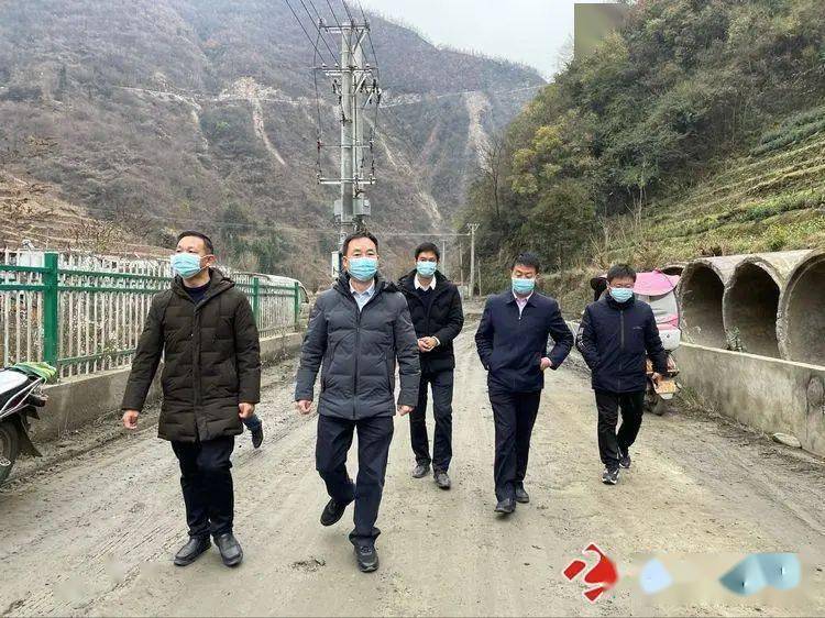 康县何明远最新新闻,学习之光,铺就未来成就之路