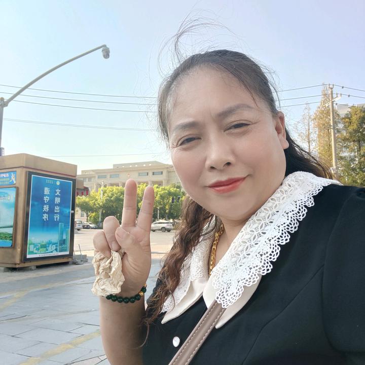 来大姐最新,来大姐最新，高科技产品重塑生活，引领未来潮流