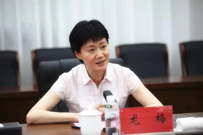 香港三期必开一期,社会责任实施_风尚版70.792