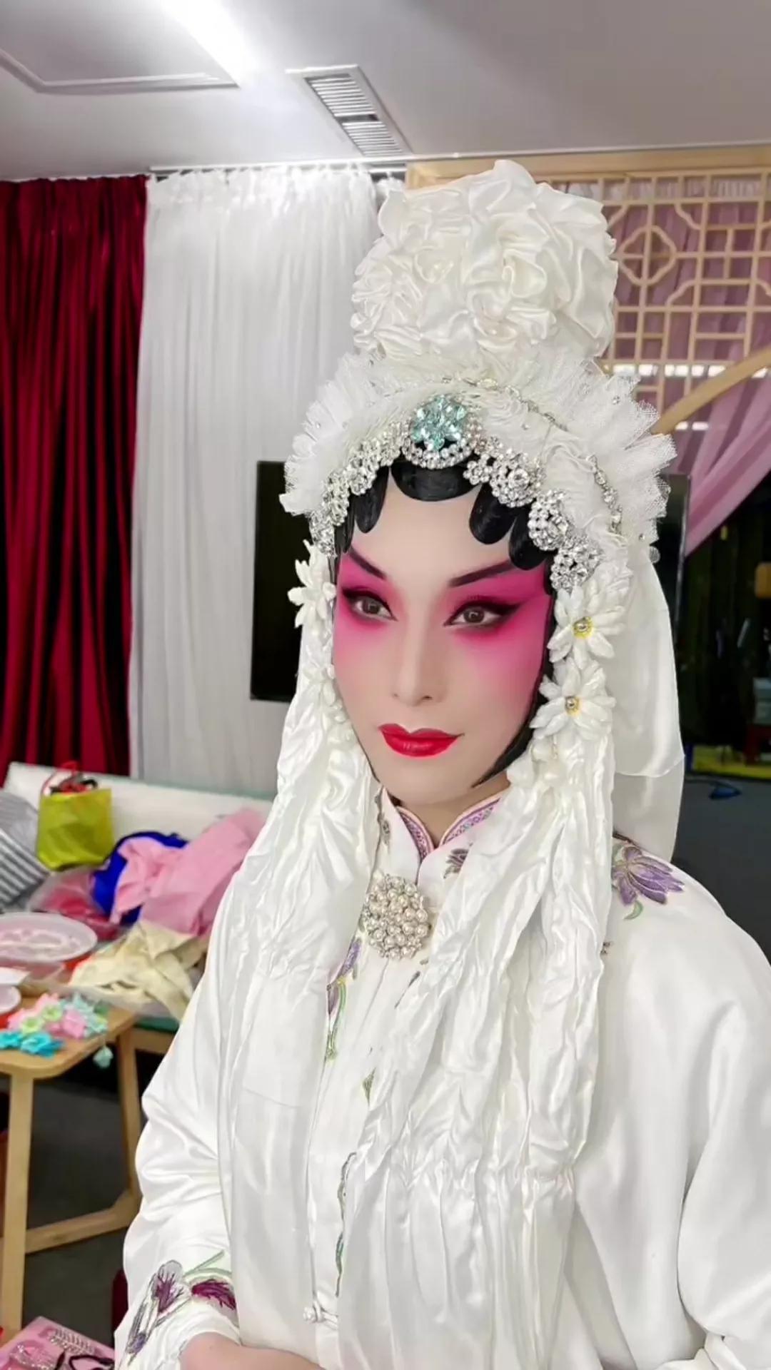 保定市演员成长之路,成为优秀演员的步骤指南