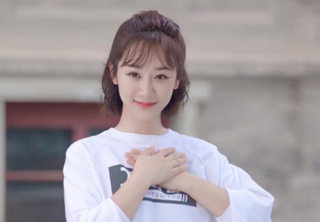 女明星的动听名字与温馨日常故事盘点
