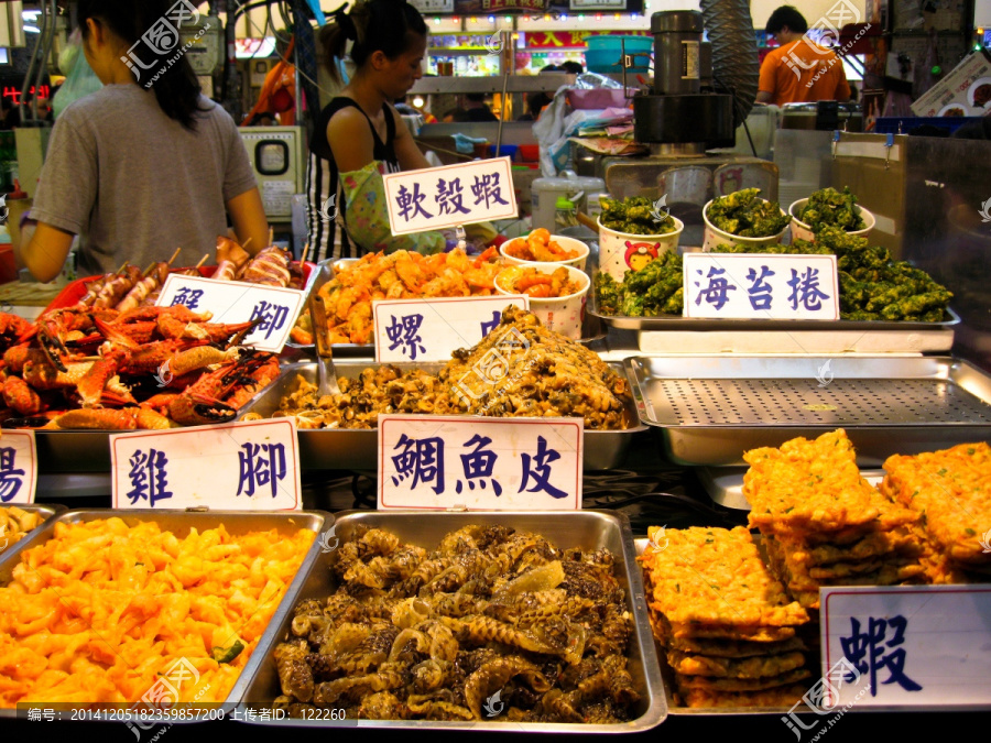 台湾最新小吃盛宴,美食大赏开启味蕾之旅 🍜🎉