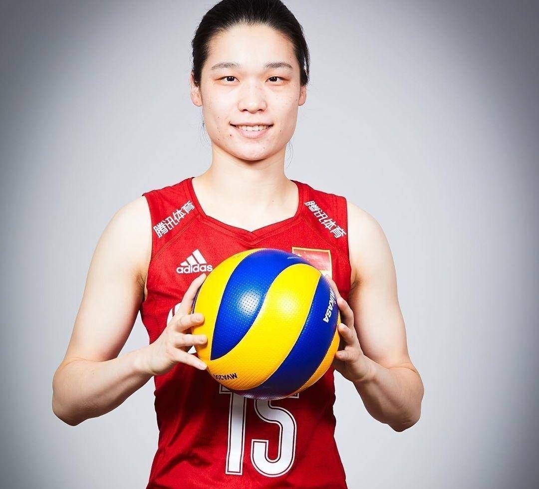 女排林莉最新动态解析,全面揭示个人观点与表现分析