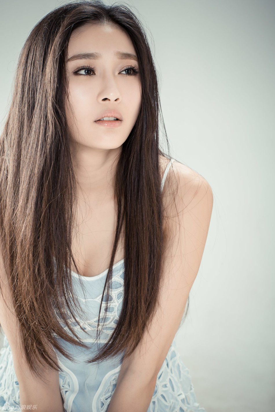 陈冰最新作品揭秘,小巷深处的独特风情