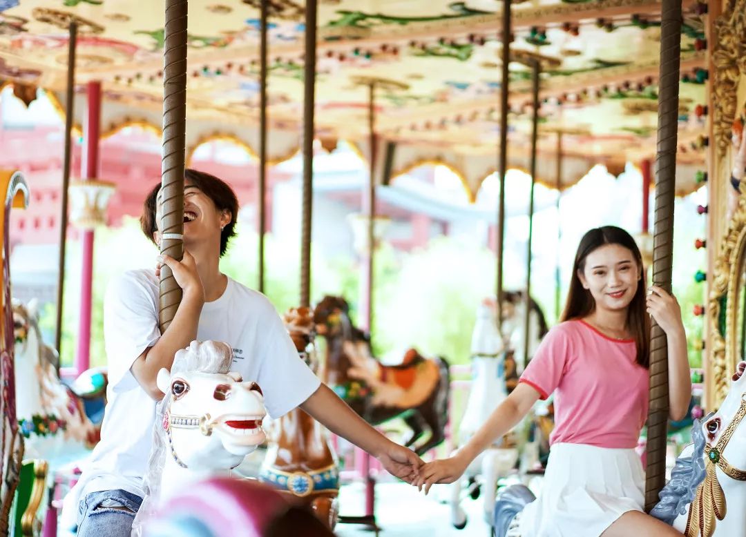 情侣乐园最新,学习变化,拥抱自信与成就感的恋爱之旅